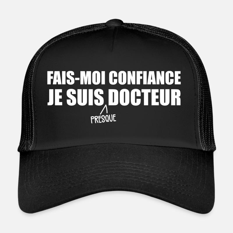 Ich bin fast ein Arzt Trucker Cap