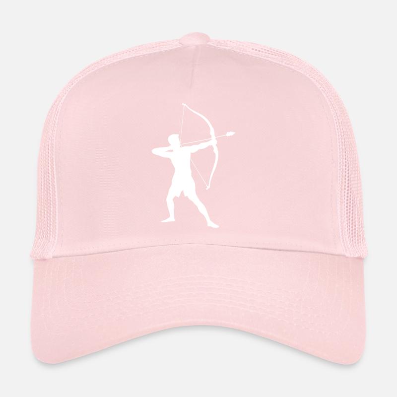 Silhouette d’archer, précise Casquette trucker 