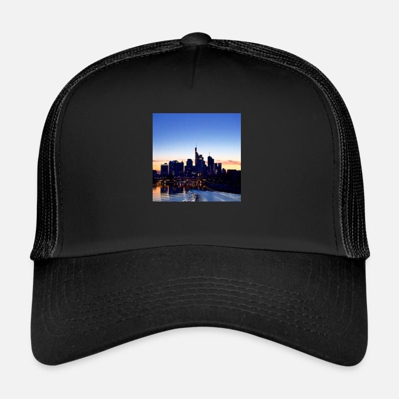 Frankfurt Skyline - Trucker Cap - Schwarz/Schwarz