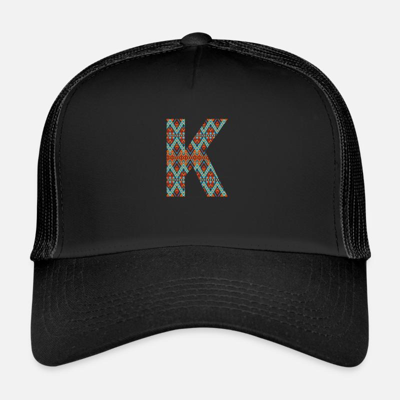 Lettre K- design boho, monogramme coloré - Casquette trucker  - noir/noir