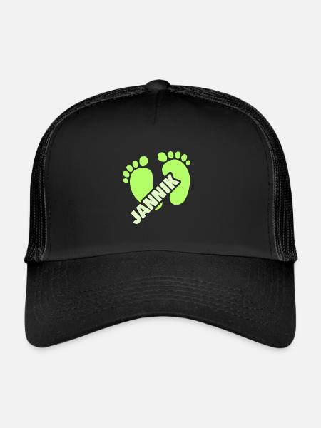 Baby Jannik - Trucker Cap - black/black - Front