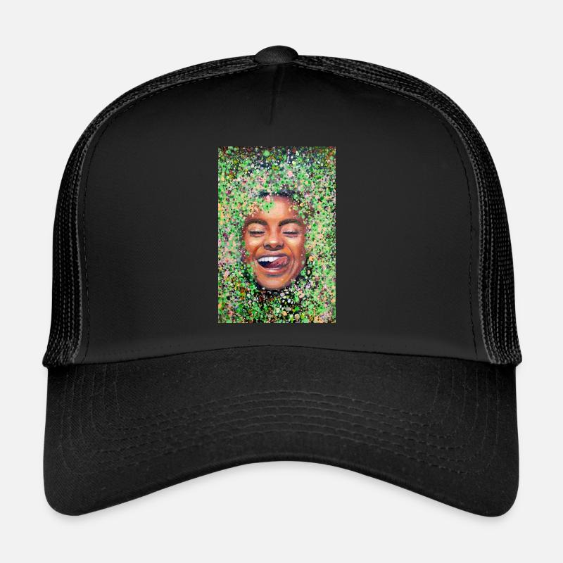 Femme au visage heureux avec la langue Casquette trucker 