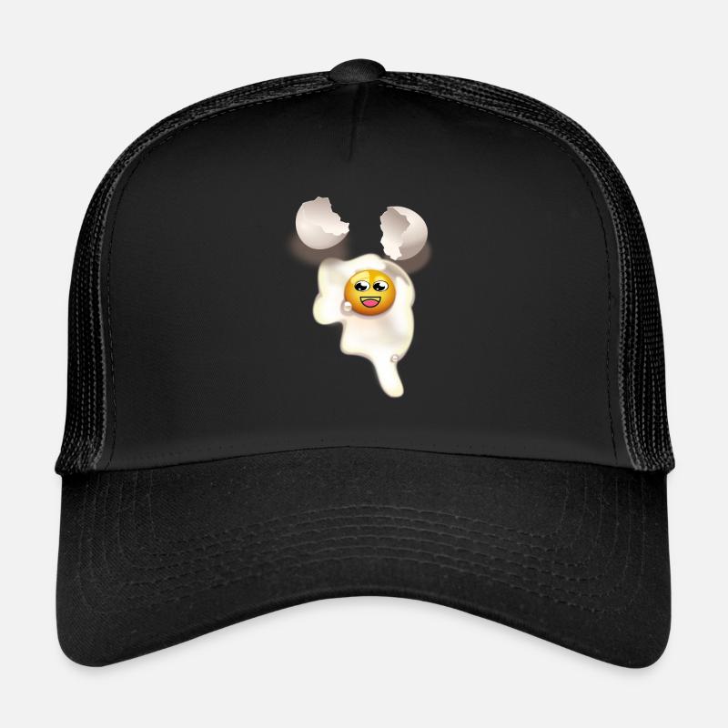 Fried egg with and broken eggshell - Trucker Cap - black/black