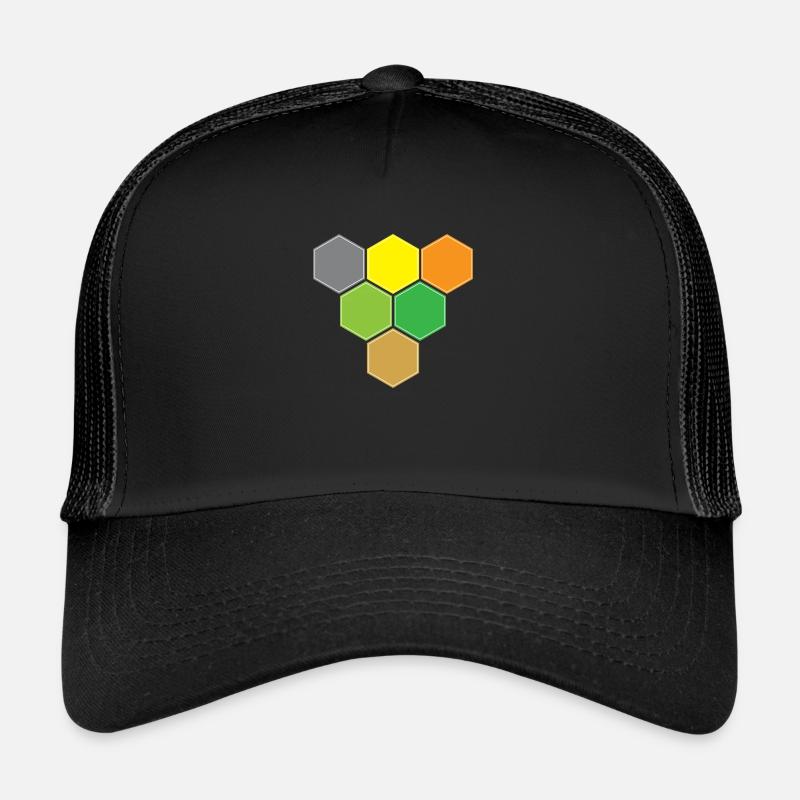 Hexagons gegen Sieg Trucker Cap