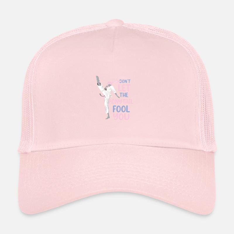 Ne laissez pas la queue de cheval vous tromper Karaté drôle Casquette trucker 