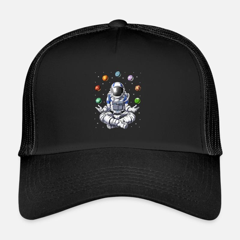 Astronaute jonglant avec les planètes spatiales Casquette trucker 