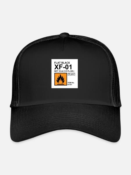 Étiquette de couleur noire plate - Casquette trucker  - noir/noir - Devant