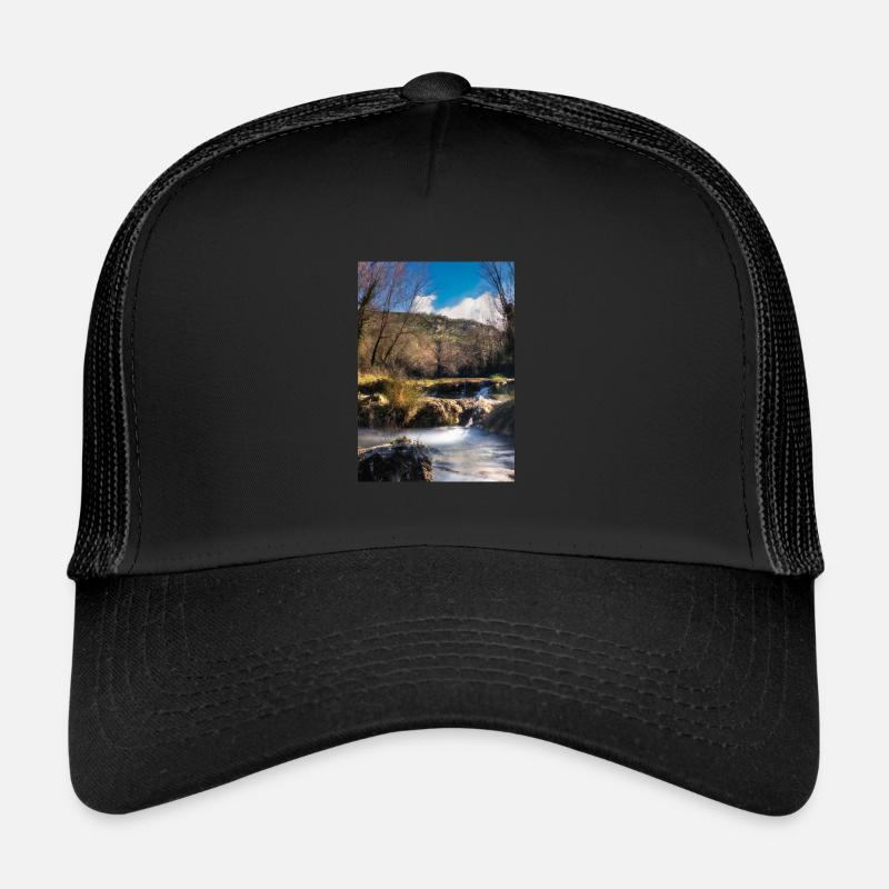 Forest River Wasserfall Trucker Cap