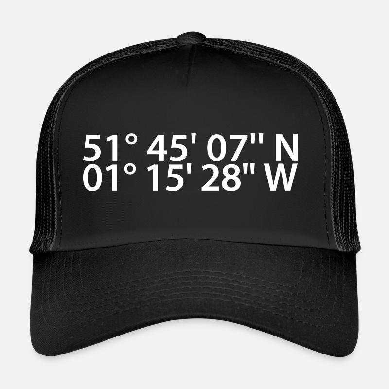 Oxford coordinates Trucker Cap