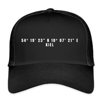 Kiel Schleswig-Holstein Koordinaten - Trucker Cap - Schwarz/Schwarz - Vorne