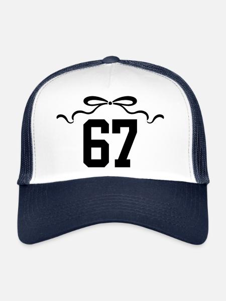 Numéro 67 noeud - 67e anniversaire - Casquette trucker  - blanc/marine - Devant
