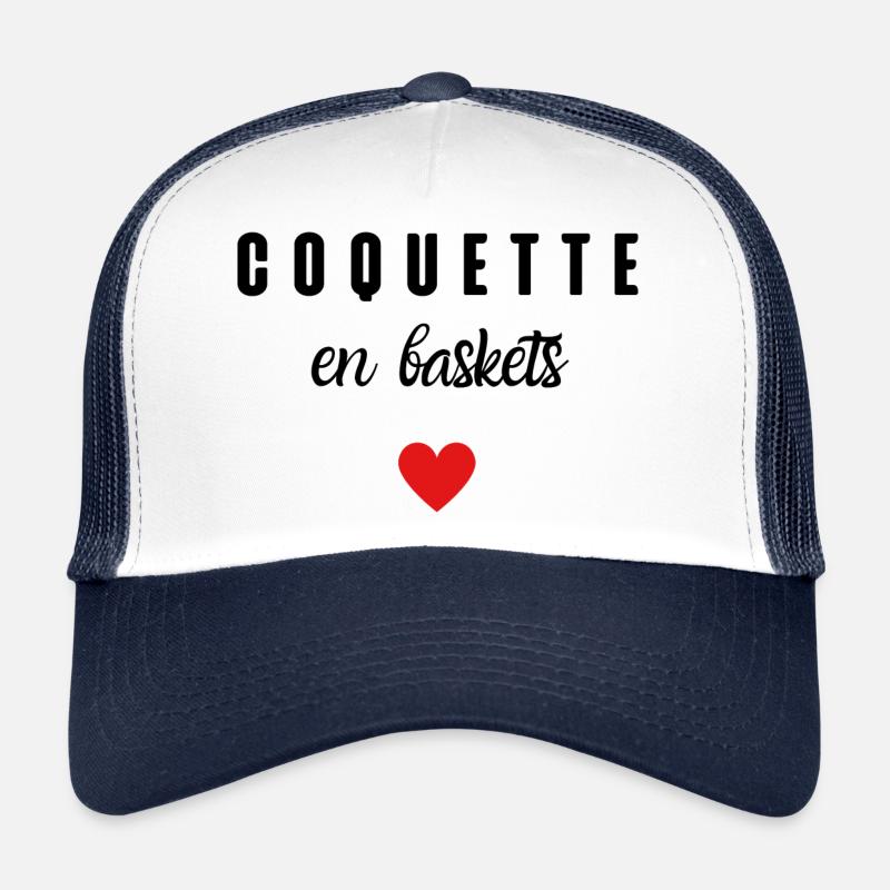 coquette en baskets Casquette trucker 