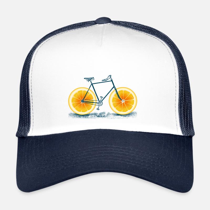 Weinlese-orange Altes Fahrrad mit Retro Trucker Cap