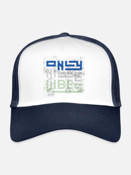 Only Nice Vibes Distressed Typography - Trucker Cap - Weiß/Navy - Vorne