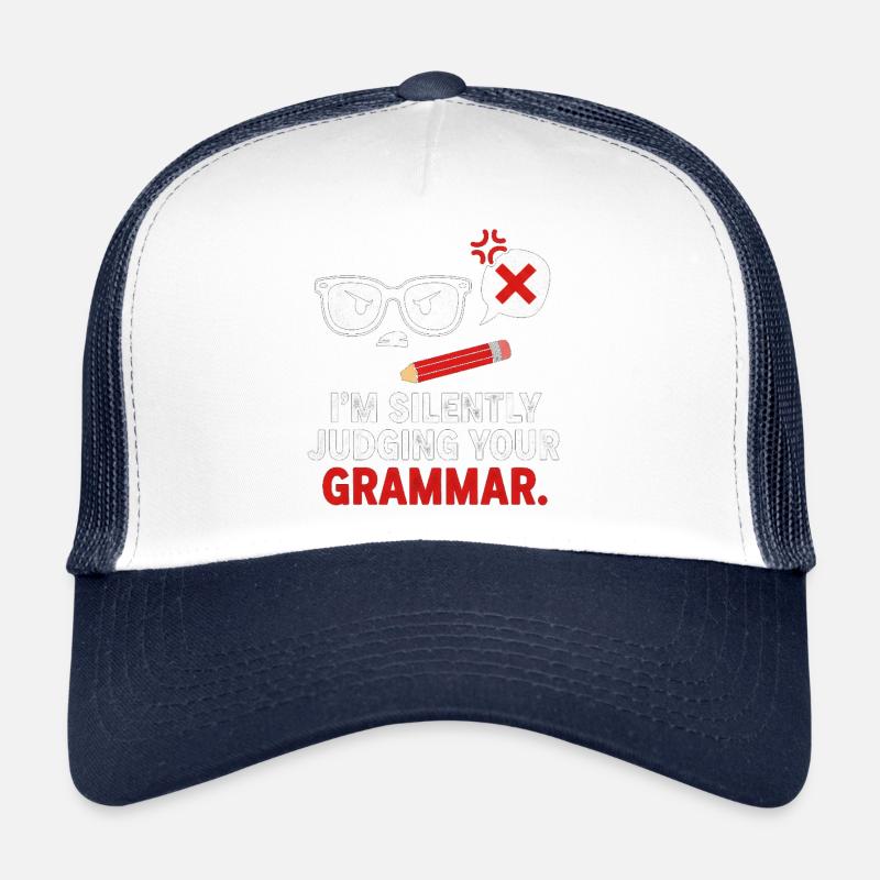 Stille Grammatik Richter T-Shirt - Trucker Cap - Weiß/Navy