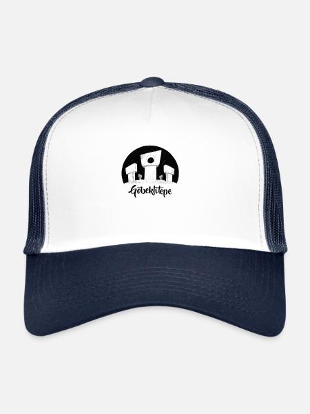 Gobeklitepe - Casquette trucker  - blanc/marine - Devant