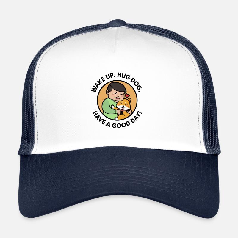 Chien. Des chiens. Propriétaire. Debout. Heureux. Casquette trucker 