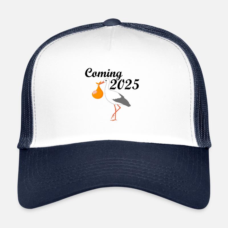 Bébé arrive en 2025, Cigogne amène le bébé, Maman arrive en 2025 Casquette trucker 