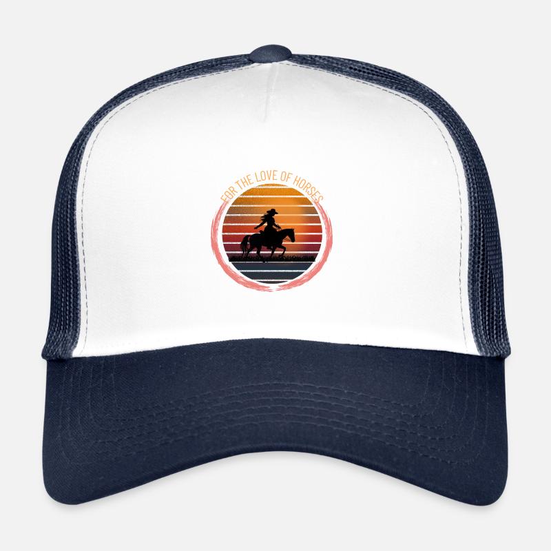 Femme à cheval. Casquette trucker 