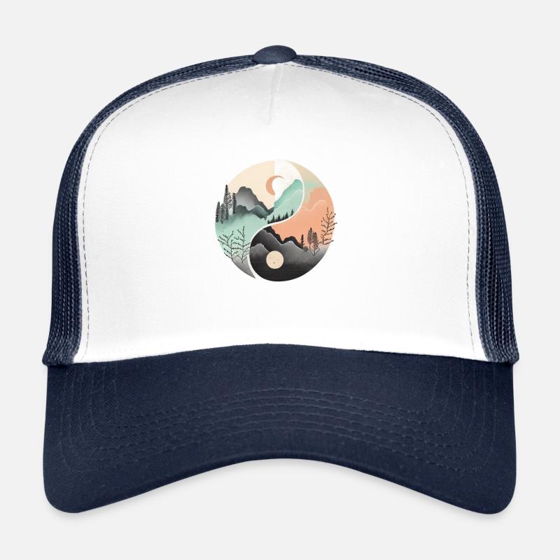 Ying Yang - Berge / Strand - Trucker Cap - Weiß/Navy