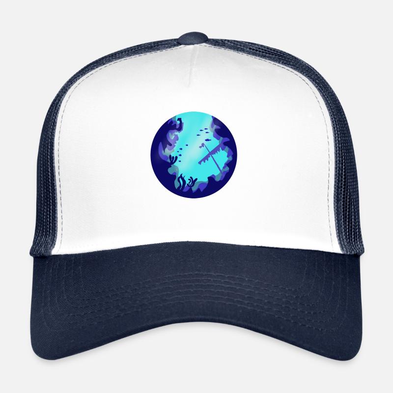 Underwater world with fish and shipwreck - Trucker Cap - white/navy