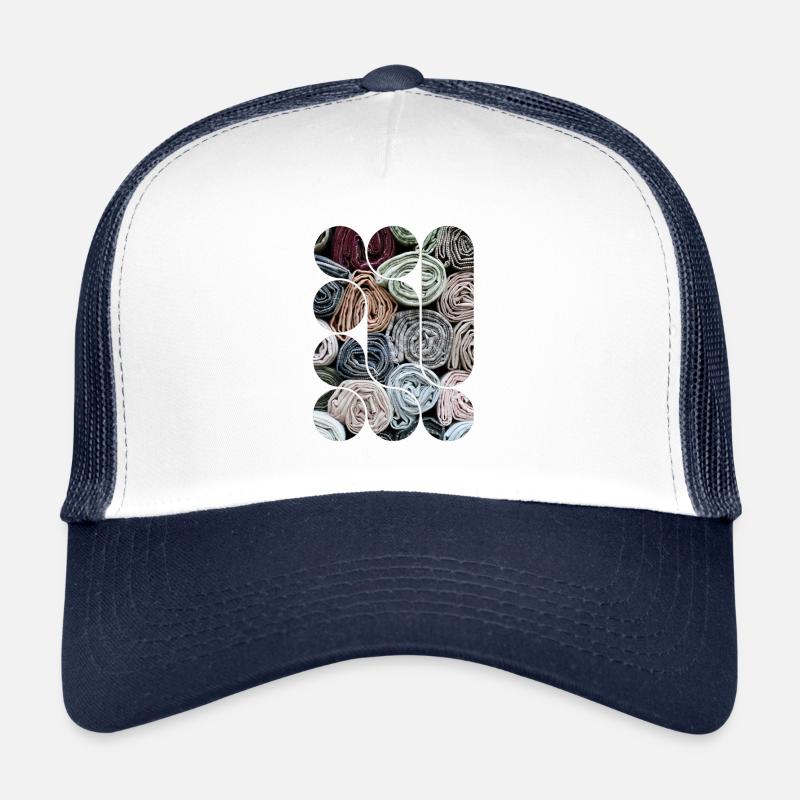 Ästhetische Harmonie der Stoffe - Trucker Cap - Weiß/Navy
