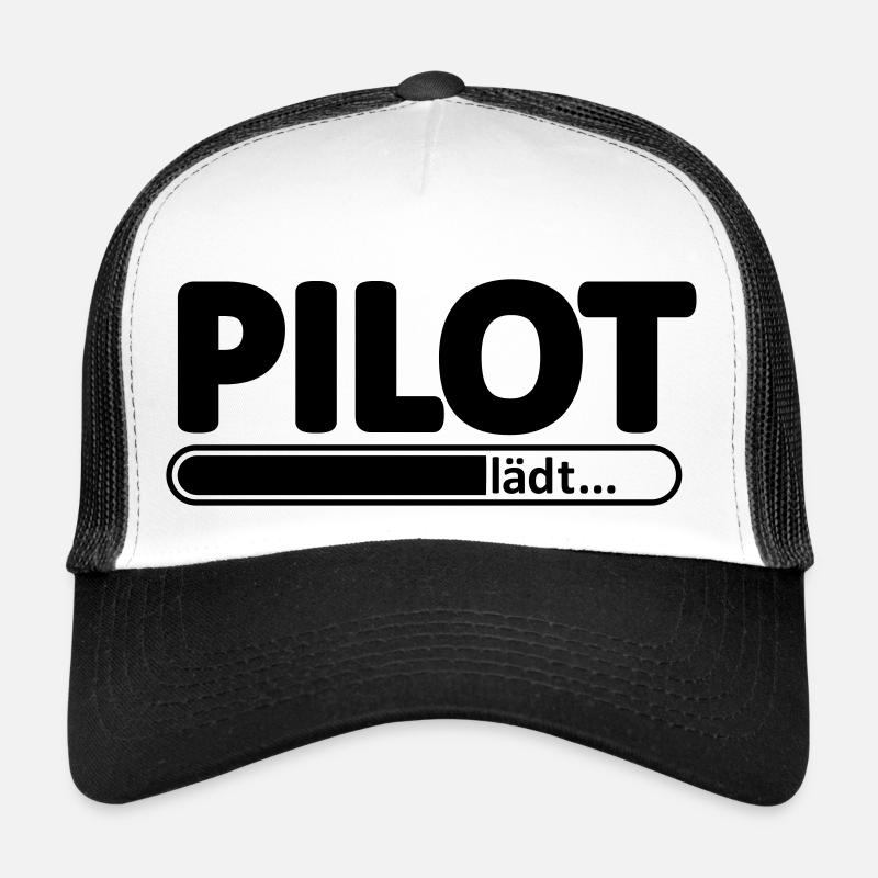 Pilot // Pilotin // Flugzeug // reisen // Flieger Trucker Cap