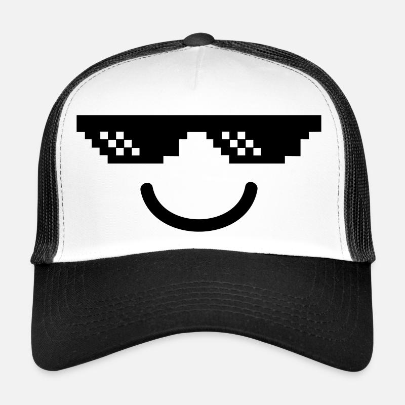 Lunettes de soleil Pixel Face Casquette trucker 