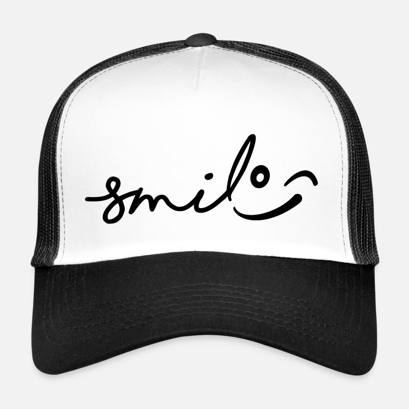Lächeln Sie mit einem Augenzwinkern. Lächeln, Lächeln Gesicht. Trucker Cap