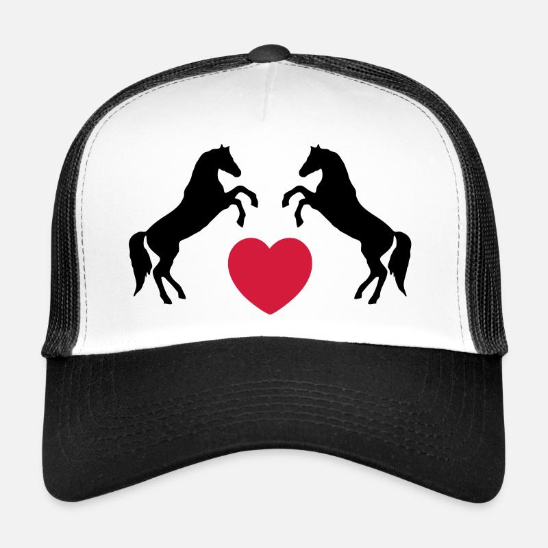 Deux chevaux sauvages avec un coeur Casquette trucker 