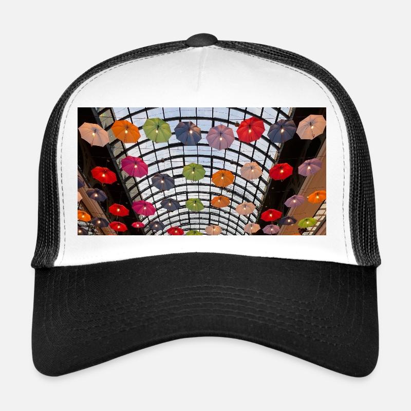 Bunte Regenschirme Regenbogen - Trucker Cap - Weiß/Schwarz