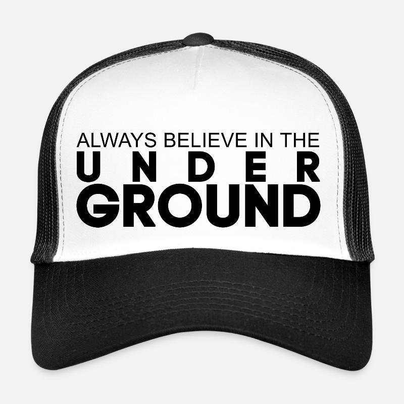 Techno glaubt immer an das Underground-Geschenk - Trucker Cap - Weiß/Schwarz