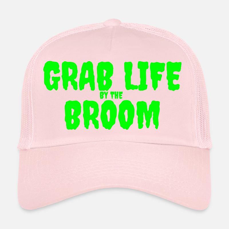 Schnapp dir das Leben vom Besen Grafikdesign Trucker Cap