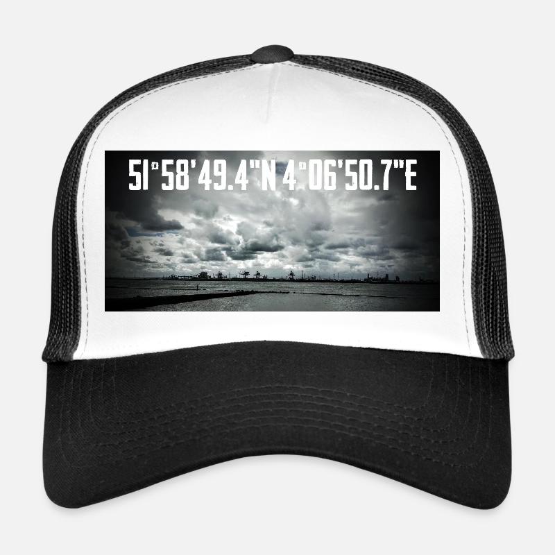 Coordonnées côtières avec le paysage industriel Casquette trucker 