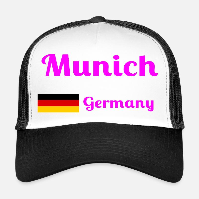 München, Deutschland - Stilvolle Drucke Trucker Cap
