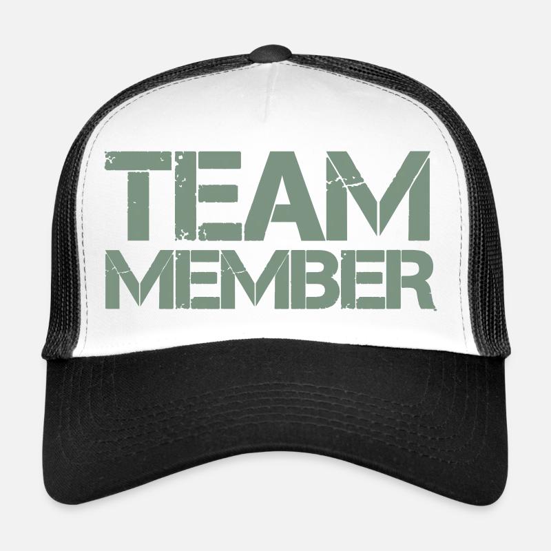Teammitglied mit abgenutztem Stil Trucker Cap