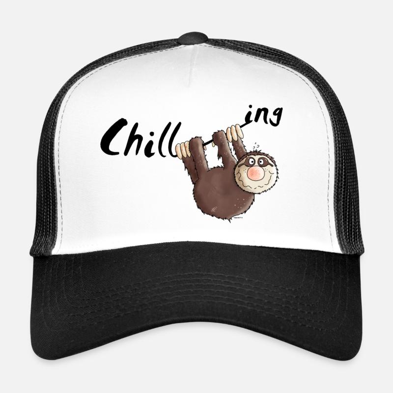 "Chilling" - Sloth - Cartoon - Trucker Cap - white/black
