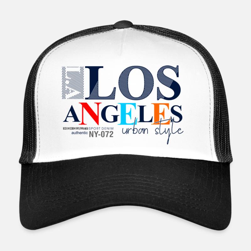 Lebendiges Stadtbild mit buntem Text Trucker Cap