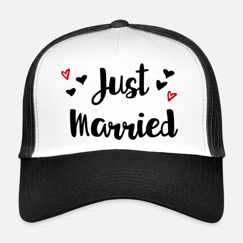 Just married Herzchen Geschenkidee Trucker Cap