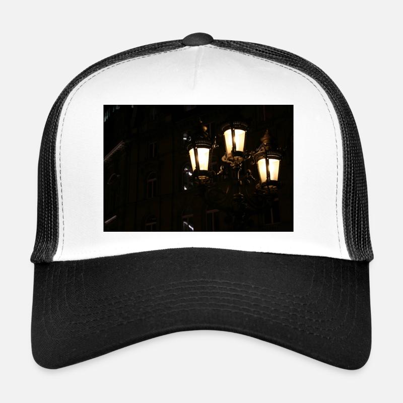 Veilleuse : Lanternes en fer forgé Casquette trucker 