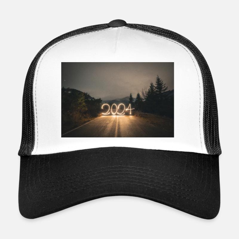Year 2024 lightpaint - Trucker Cap - white/black