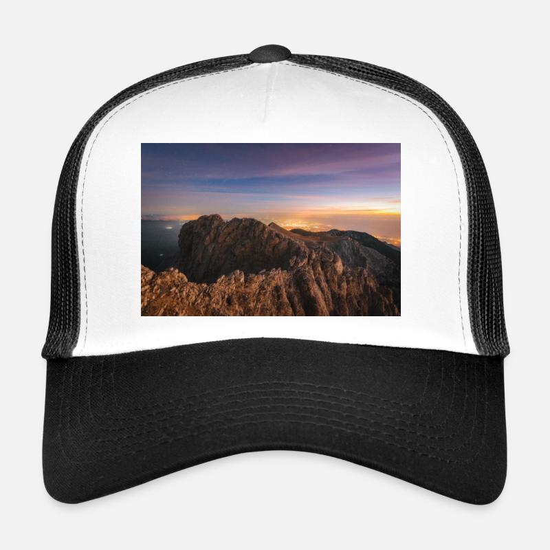Alpenglow au sommet de l’Olympe en Grèce Casquette trucker 