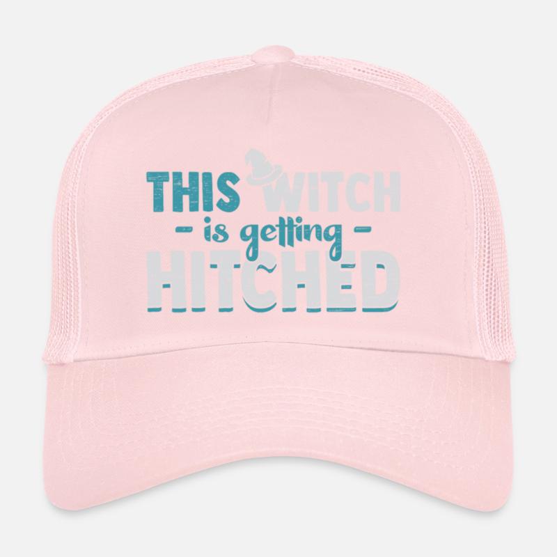 This Witch Is Getting Hitched Halloween Casquette trucker 