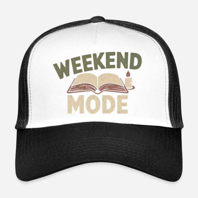Weekend Mode – Cozy Buch & Kerze Trucker Cap