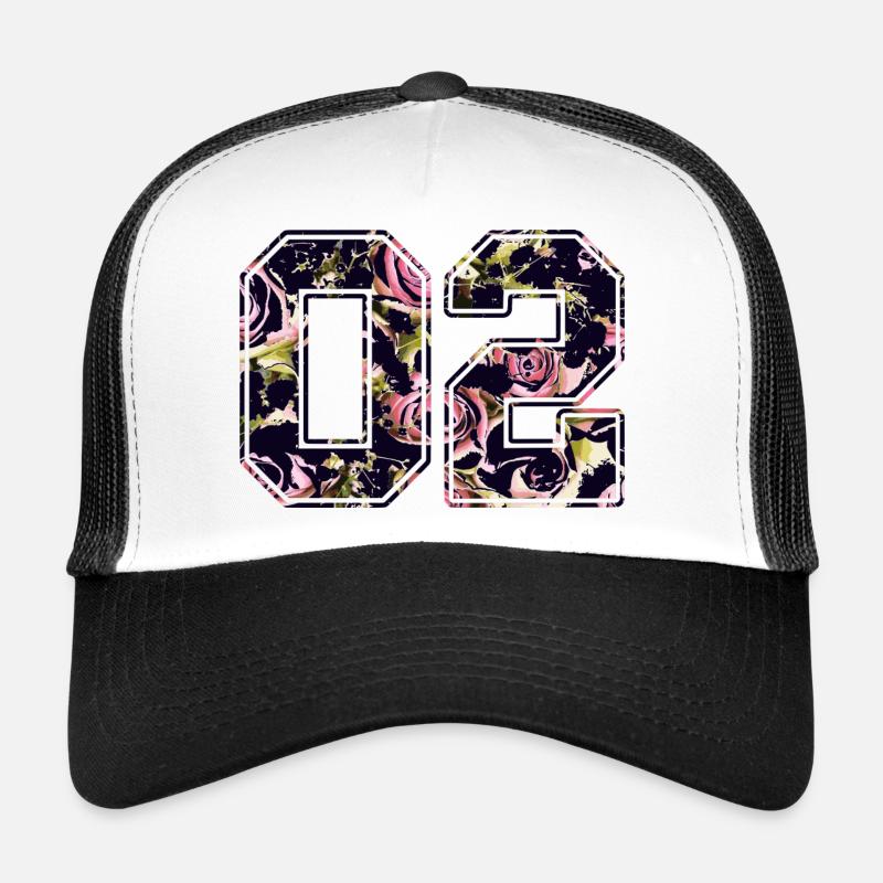 Numéro deux 02 Roses Casquette trucker 