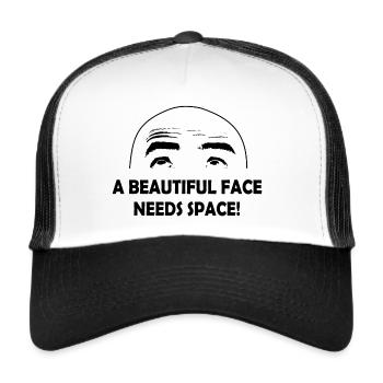 A beautiful face needs space bald English - Trucker Cap - white/black - Front