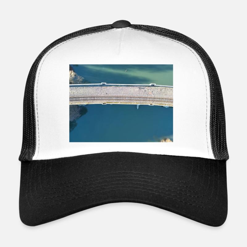 Brückenblick über ruhigen Fluss Viadukt Herdecke Trucker Cap