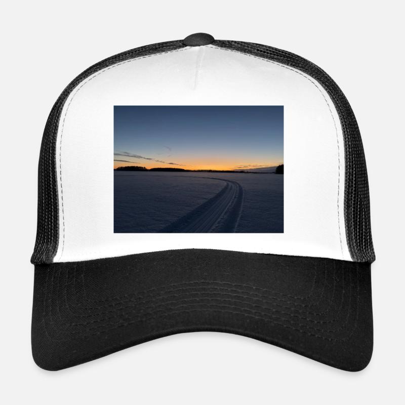 Coucher de soleil d’hiver sur le sentier Casquette trucker 