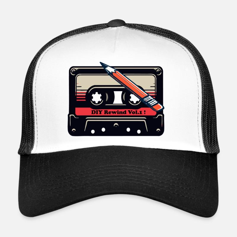 DIYK7 - Casquette trucker  - blanc/noir