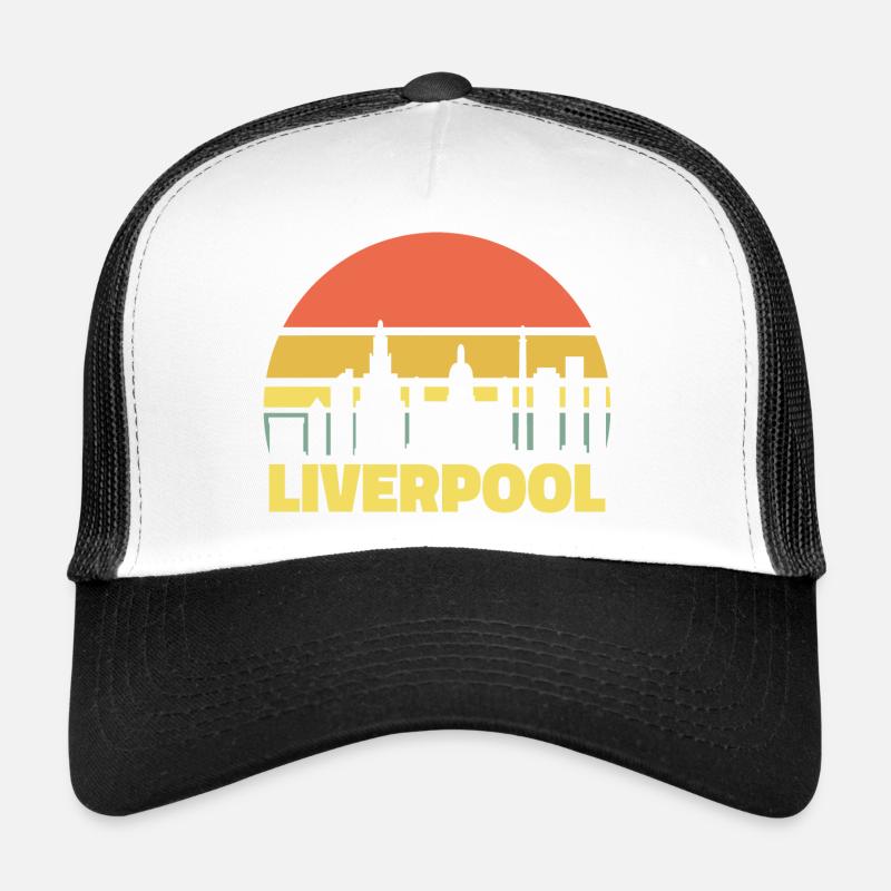 Liverpool Skyline Rétro Coucher de soleil Silhouette Casquette trucker 